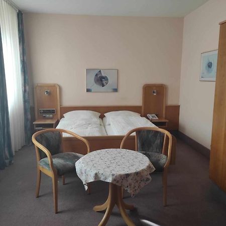 Hotel Gruener Baum Naila Экстерьер фото